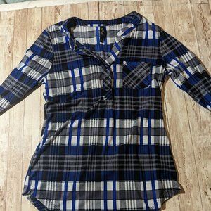 Alter Ego Blue Plaid S Long Sleeve Pull Over - Perfect for Fall or Winter
